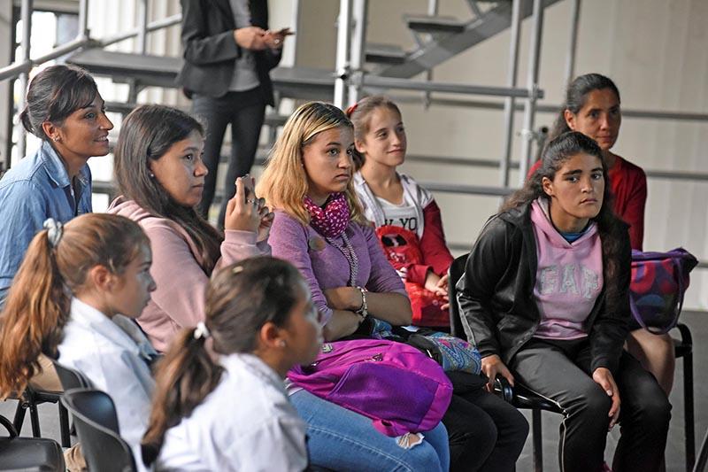Actividad MIEM Día de las Niñas en las TIC Actividad MIEM Día de las Niñas en las TIC