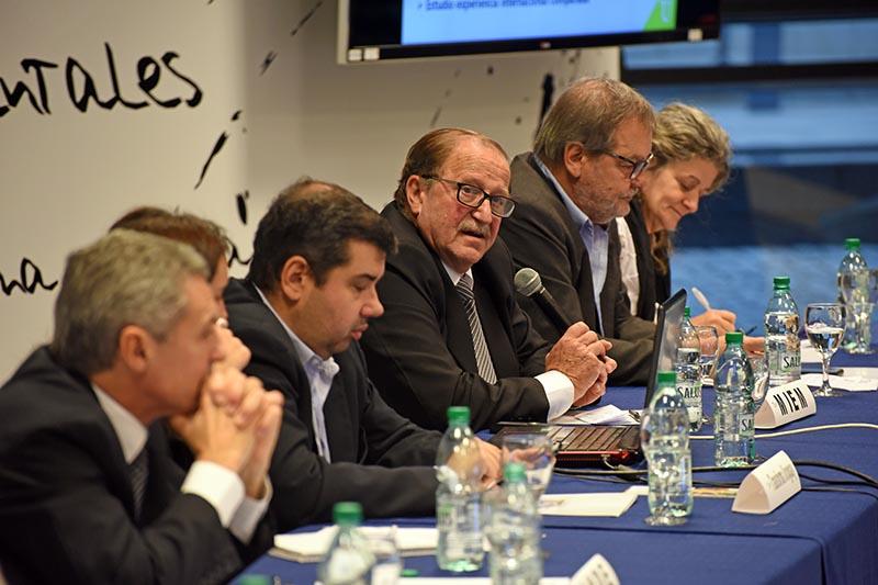 Director nacional de Artesanías, Pequeñas y Medianas Empresas del MIEM, Rafael Mendive Director nacional de Artesanías, Pequeñas y Medianas Empresas del MIEM, Rafael Mendive