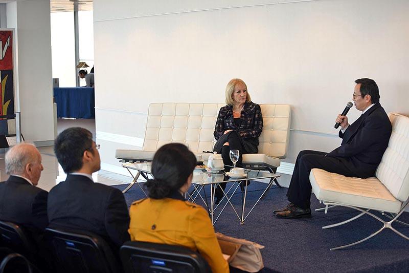 Reunión MIEM y sector TIC con embajador chino