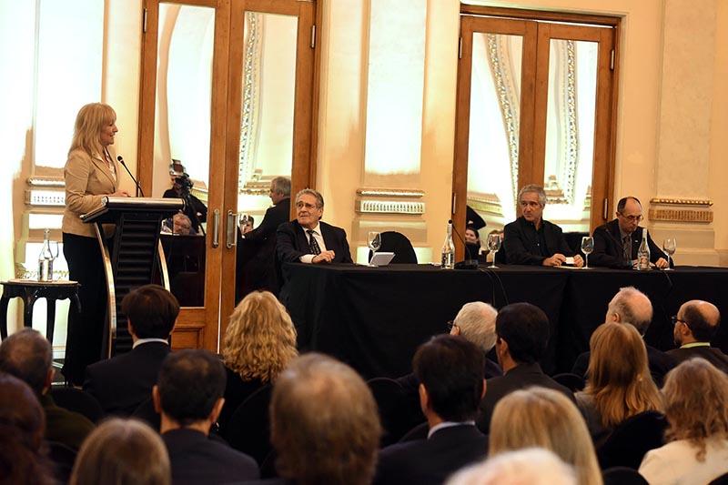 Cierre del evento a cargo de la ministra Ing, Carolina Cosse Cierre del evento a cargo de la ministra Ing, Carolina Cosse