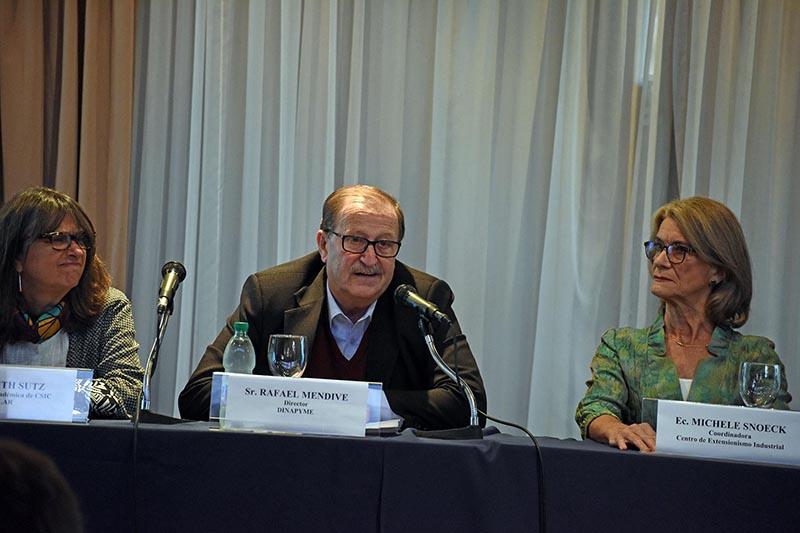 Palabras del director nacional de Artesanías, Pequeñas y Medianas Empresas del MIEM, Rafael Mendive Palabras del director nacional de Artesanías, Pequeñas y Medianas Empresas del MIEM, Rafael Mendive