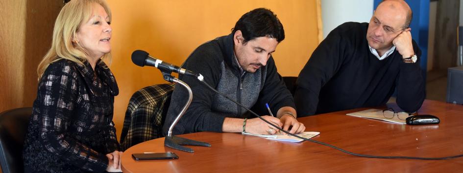 Cosse en la Primera Semana PTIC de Muestra: la clave para prepararnos para el cambio es no dejar de estudiar Cosse en la Primera Semana PTIC de Muestra: la clave para prepararnos para el cambio es no dejar de estudiar