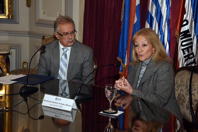 Palabras de la ministra Ing. Carolina Cosse durante la firma del convenio Palabras de la ministra Ing. Carolina Cosse durante la firma del convenio
