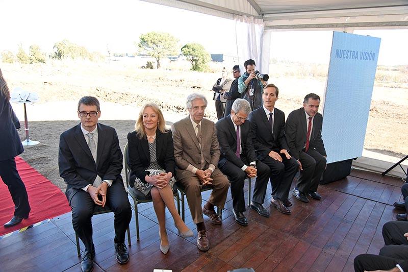 Autoridades nacionales y de la empresa Autoridades nacionales y de la empresa