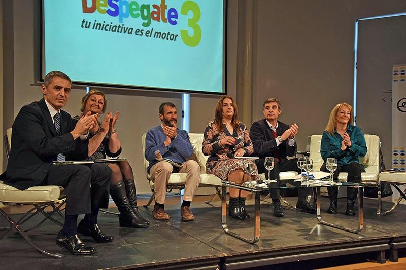 Autoridades nacionales presentes Autoridades nacionales presentes