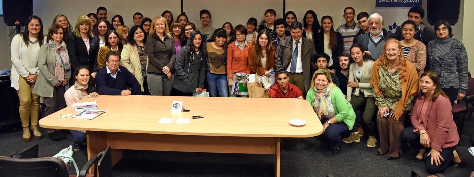 Bienvenida a jóvenes del Programa Yo estudio y trabajo Bienvenida a jóvenes del Programa Yo estudio y trabajo