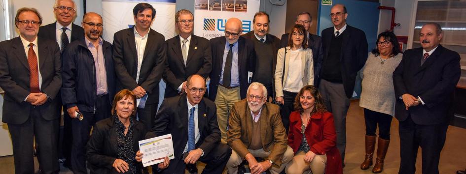 Entrega de Premio Oro de CIER a UTE Entrega de Premio Oro de CIER a UTE