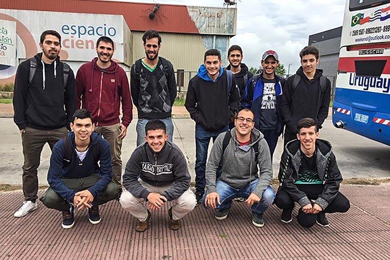 Estudiantes de Escuela Técnica de Minas Estudiantes de Escuela Técnica de Minas