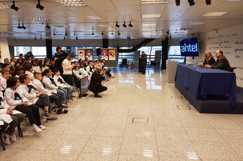 Lanzamiento del concurso Genias de las ciencias