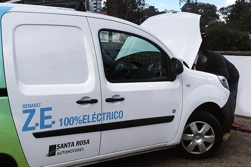 Decreto reduce tasa global arancelaria para vehículos eléctricos utilitarios a 0 por ciento Decreto reduce tasa global arancelaria para vehículos eléctricos utilitarios a 0 por ciento