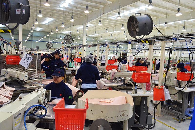 Imagen de planta industrial en operación Imagen de planta industrial en operación
