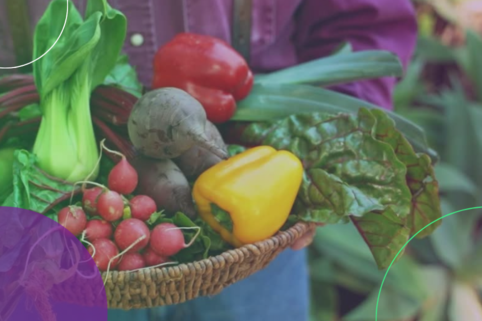 Canasta con verduras 