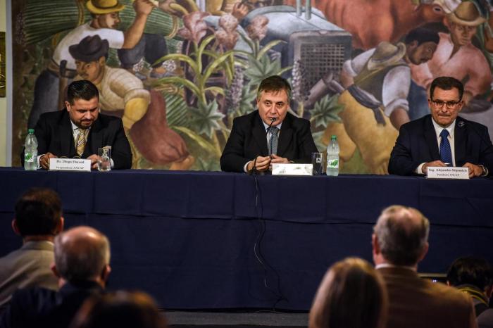 Asunción de directorio de Ancap