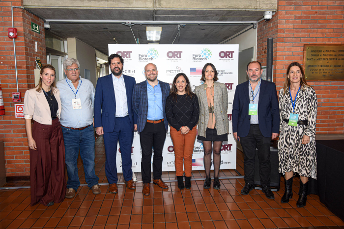 Foro Biotech Ministra Cardona junto a autoridades y referentes del foro