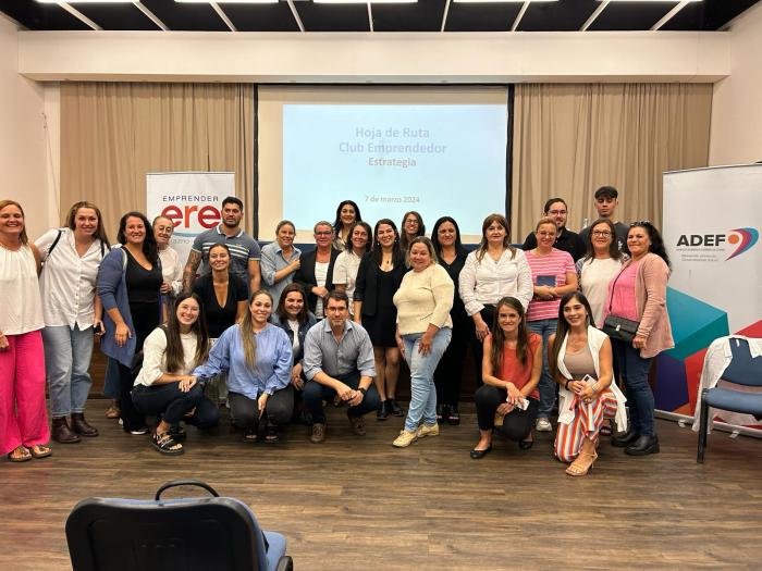 Instituciones y emprendedores presentes en el taller Participantes del taller
