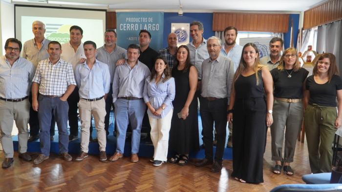 El director de DINAPYME, Gonzalo Maciel, acompañó el lanzamiento de la marca Productores y referentes institucionales presentes