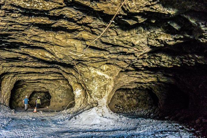 Cueva donde se extraen amatistas