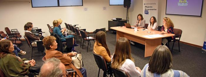 Entrega de premios a mujeres empresarias