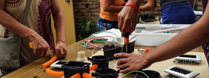 Curso Mujeres Electricistas