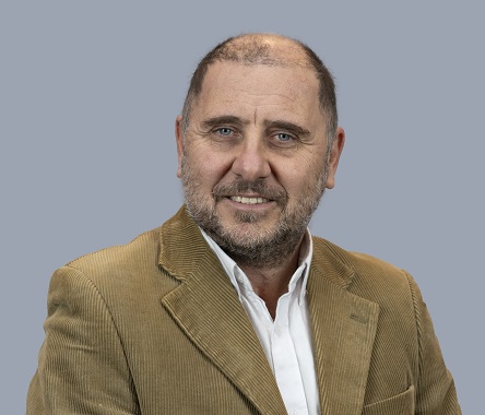 Crio. Mayor (PT) Arq. Diego Karabajich