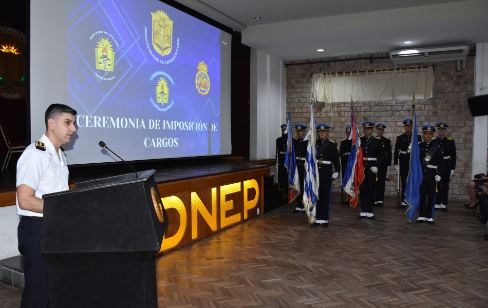 Ceremonia de imposición de cargos de la Dirección Nacional de la ...