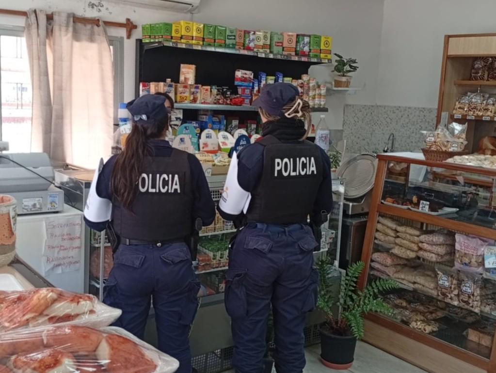 PCOP realiza un abordaje integral en Ciudad del Plata | Ministerio del ...