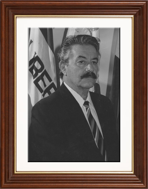 FOTO DE DON VICTOR MANUEL CUELHO