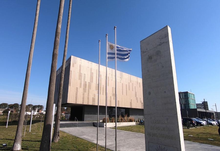 edificio de la Jefatura de Policía de Montevideo