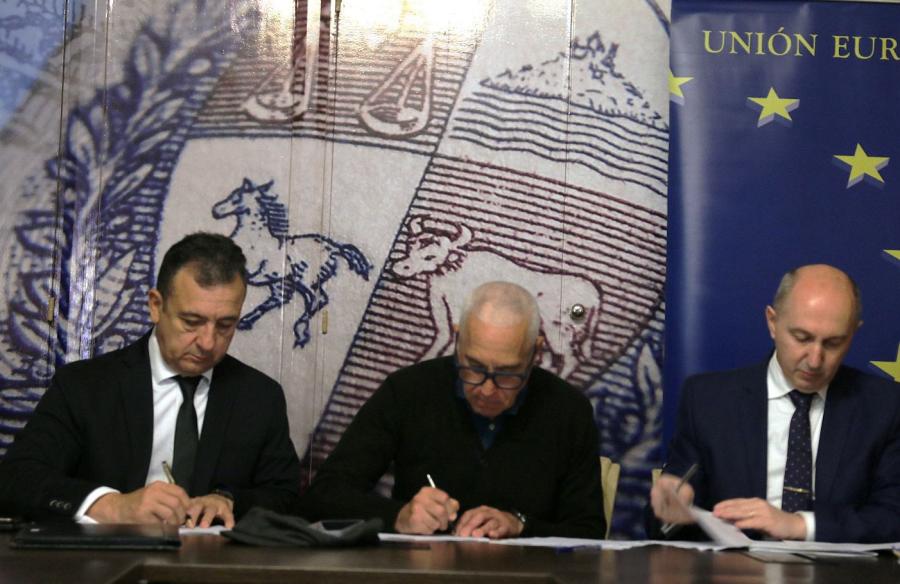 Ministro del Interior, Embajador de la Unión Europea y Director del Programa Eurofront