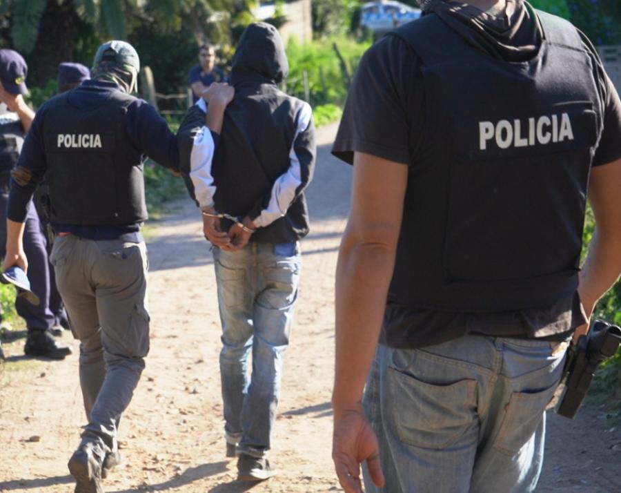 detenido por la policía