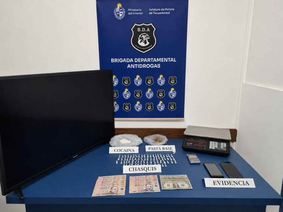 Sustancias, objetos y dinero incautado