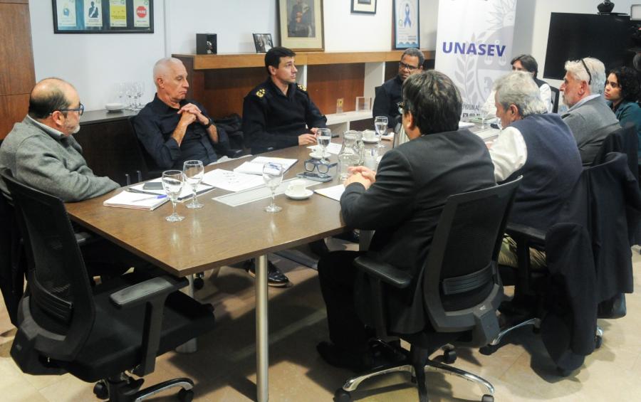Ministerio del Interior logró acuerdos con UNASEV e intendencias para el control de motocicletas 