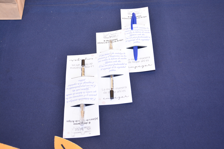 Lapiceras con tarjeta de obsequio