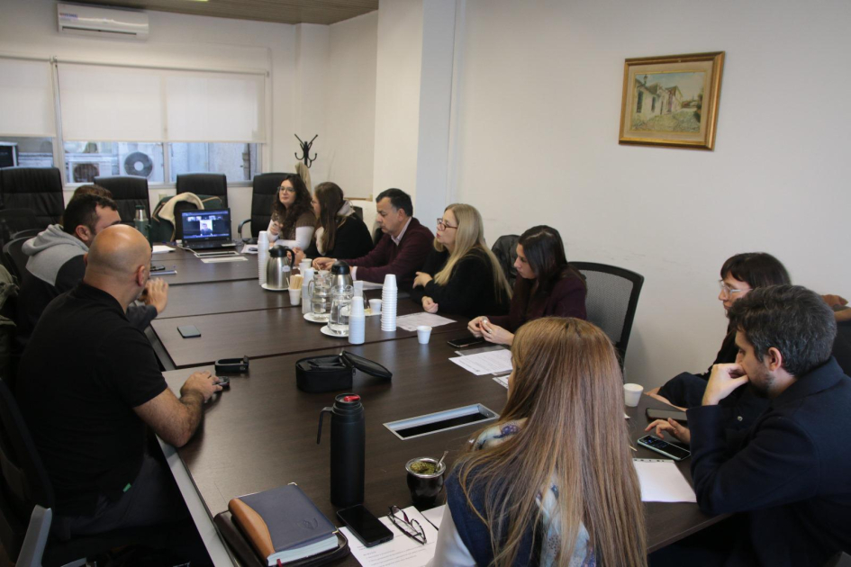 Reunión entre la Dinama y el Poder Judicial