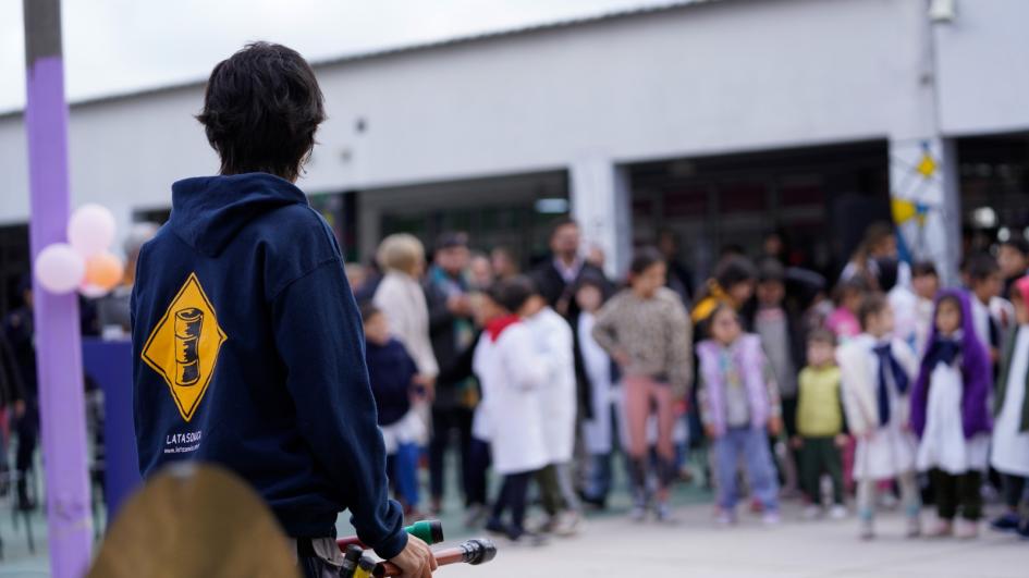 Se relanza el Proyecto Moña en la Escuela N.º 354 de Casavalle Se relanza el Proyecto Moña en la Escuela N.º 354 de Casavalle