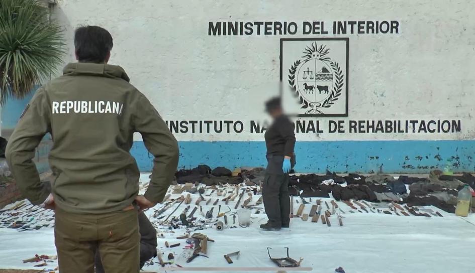 Requisa cárcel las rosas