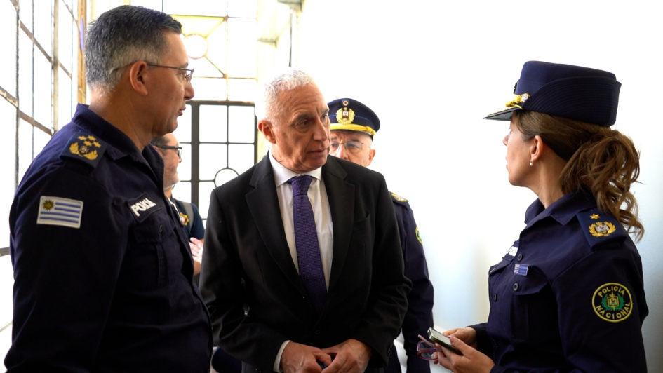 Ministro del Interior se reunió con autoridades de Flores y Durazno por temas de seguridad