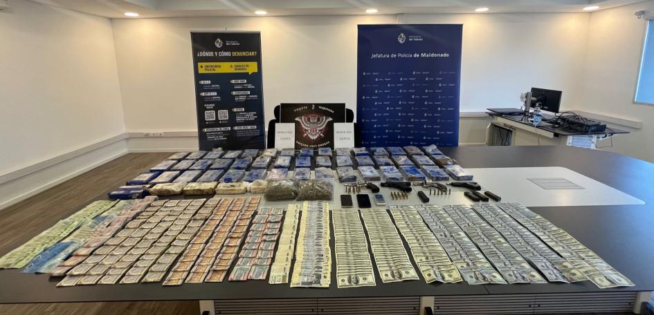 Muestra de mercadería incautada Muestra de mercadería incautada