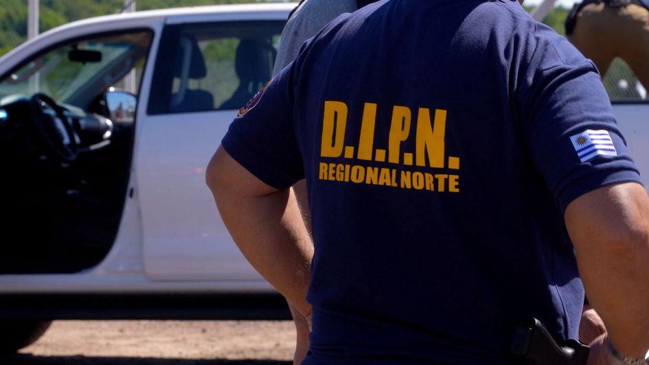 Operación “Banum” Policía y camioneta de fondo