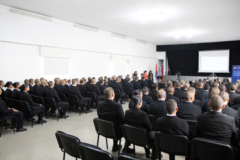 aspirantes a funcionarios penitenciarios