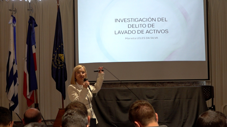 Seminario Regional sobre contrabando y lavado de activos
