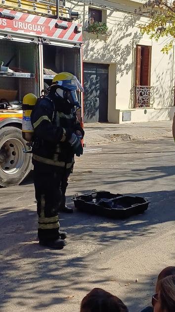 Actividad en CAIF por el Día de los Trabajadores Actividad en CAIF por el Día de los Trabajadores
