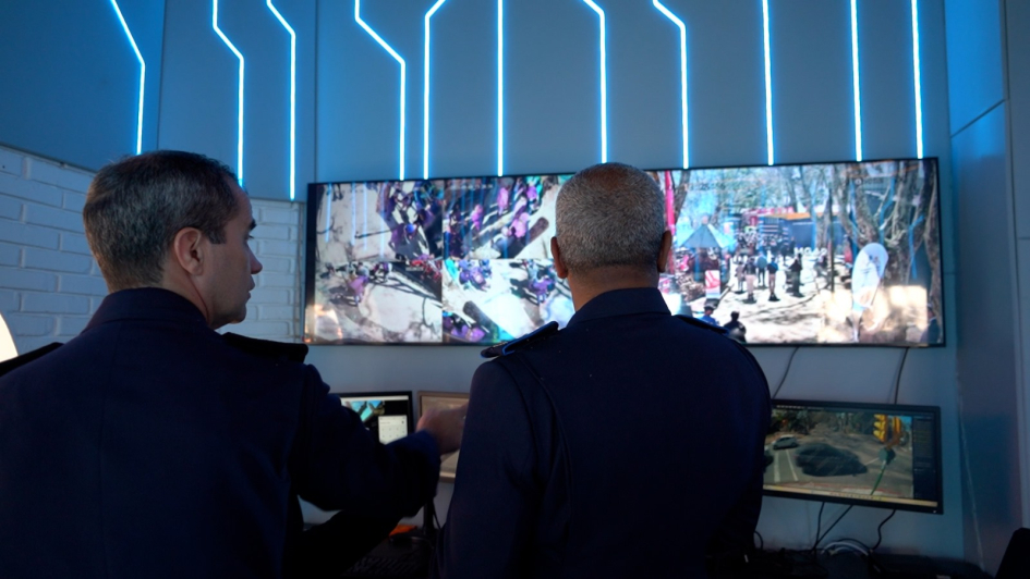 Ministro del Interior inauguró stand en Expo Prado 2025