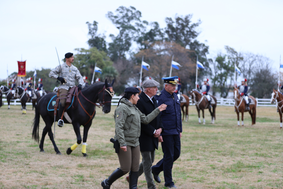 La Guardia de Coraceros conmemoró su 130.º aniversario La Guardia de Coraceros conmemoró su 130.º aniversario