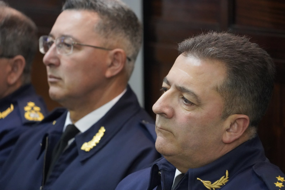 Director de la Policía Nacional y Subdirector Ejecutivo Director de la Policía Nacional y Subdirector Ejecutivo