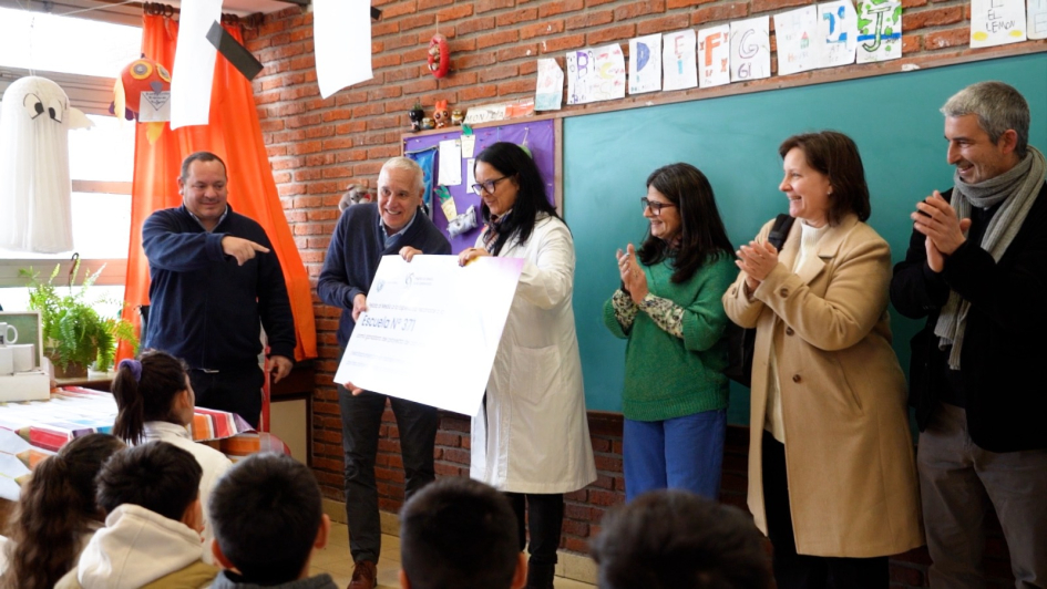 Ministro, Presidente de la Anep, Directora de Educación Inicial y Primaria, y Director de Pelota Ministro, Presidente de la Anep, Directora de Educación Inicial y Primaria, y Director de Pelota