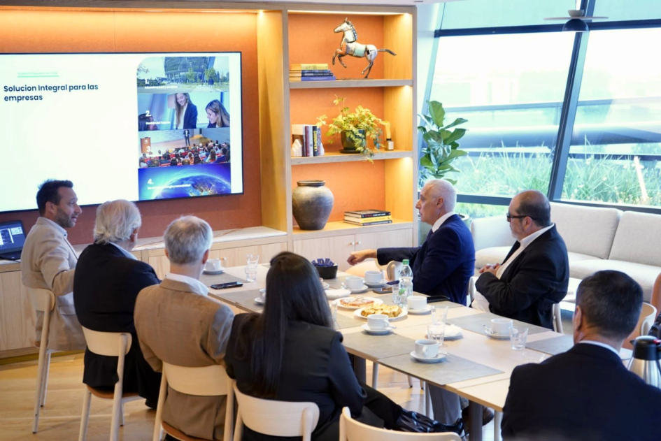 Ministro y autoridades de Zonamerica