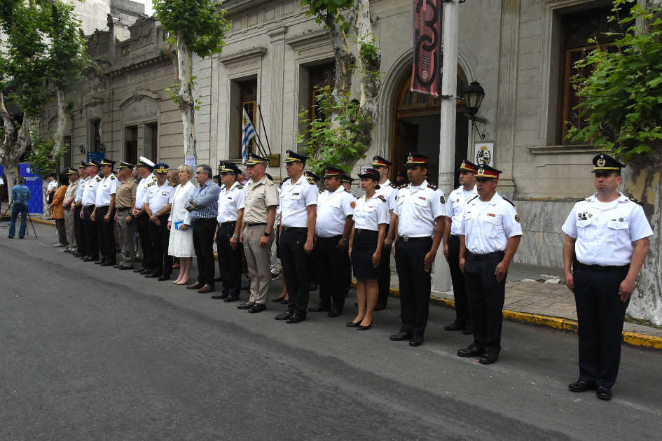 autoriades durante el acto de lanzamiento del operativo Verano Azul autoriades durante el acto de lanzamiento del operativo Verano Azul