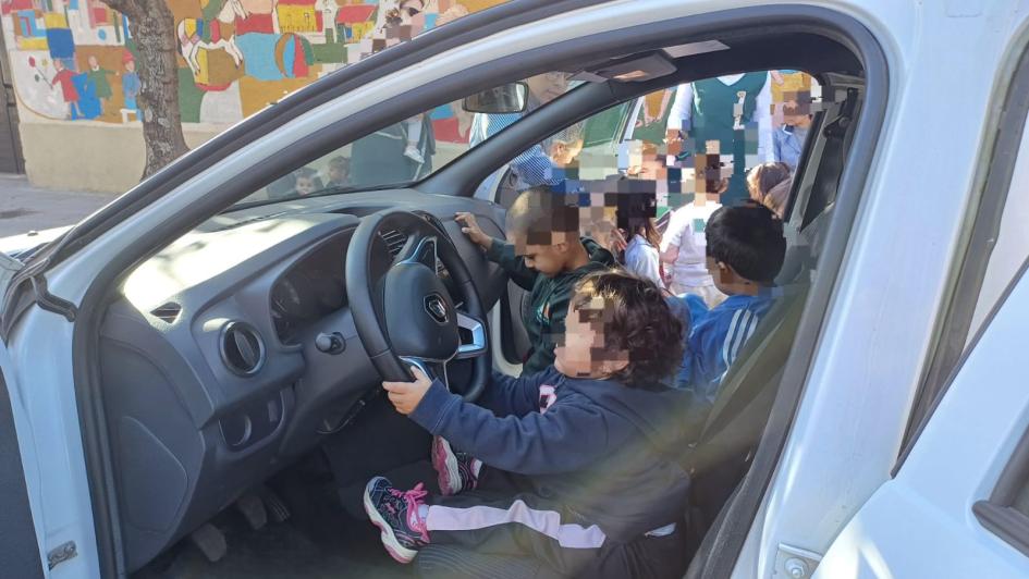 Actividad en CAIF por el Día de los Trabajadores Actividad en CAIF por el Día de los Trabajadores