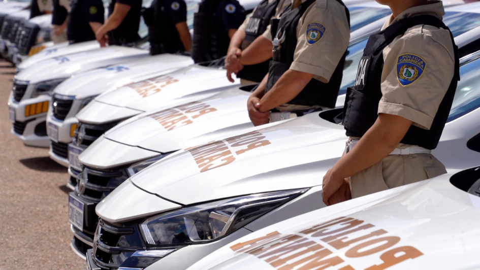 vehículos formados en la Plaza de Armas vehículos formados en la Plaza de Armas